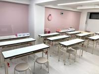 教室の中の写真です。明るくて清潔な環境です♪