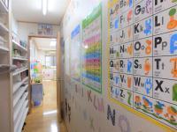 教室へようこそ!明るい雰囲気の教室です!