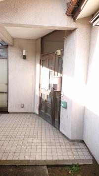 教室の玄関です。こちらからお入りください。