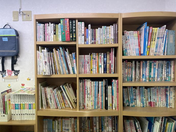 早通教室は本がたくさんあります。貸し出しもしています🎵