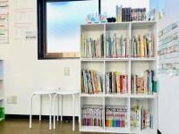 月齢に合った絵本やカードをおすすめしています。たくさんの絵本に出会ってください。