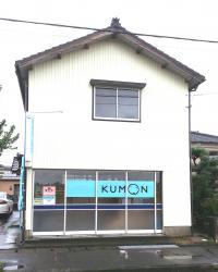 教室の左側にお車を止めるスペースもあります。