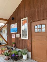 JR中条駅からすぐのところに教室はあります。