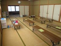 教室の内観。すっきりとして落ち着いた空間です。