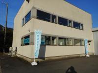 小学校に近くなりました。1階の会場です。<br />