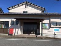 教室は正面入り口から1階です。駐車スペースやベビーカー置き場もあります。