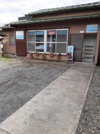 教室前に駐車スペースがございます。