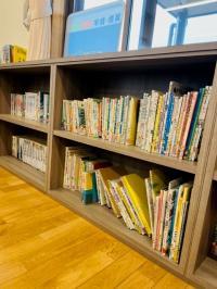 絵本も多数用意しております。