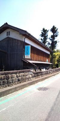 この看板が目印です。