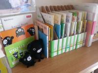 毎号の絵本やカード見本を確認していただけます