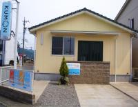 環状線のジャパンレンタカーの交差点を北に進むと教室が見えます