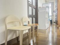 幼稚園のお子さんは学習後ここで絵本を読みながらお迎えを待ちます。