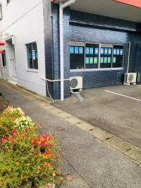 西小学校から徒歩５分以内に教室があります