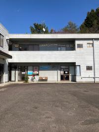 広い駐車スペースがあります。