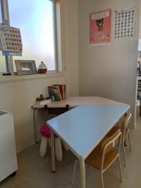 お母様（お父様）とお子様と一緒に面談しています。