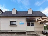 教室外観です。４台駐車可能でお車での送迎も可能です。