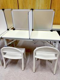 幼児用机を用意しています。<br />