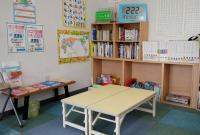 Baby Kumonセットの見本を展示しています。