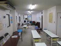 教室は明るく集中しやすい環境を整えています。