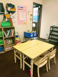幼児さん専用の机もご用意しています。
