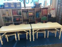 小さい机も用意しておりますので、幼児さんでも安心してお越しいただけます。