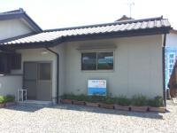 看板とのぼりを目印にお越しください。