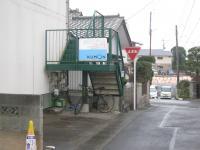 教室はキミサワ、ファミリーマートの近くです。