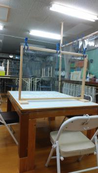 幼児席も全てアクリル板対策です。