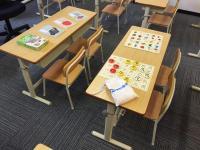 幼児のお子様はスタッフが学習のサポートをします。