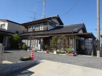 kumonの看板がある玄関が入り口です。