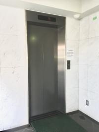 エレベーターがありますので、ベビーカーでご来室いただけます。
