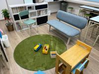 小さいお子さまでも安心してお越しいただけるレイアウトでお待ちしております。