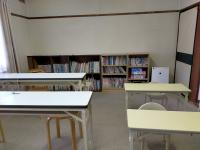 幼児さん専用の机と椅子です。<br />
BKタイムはこちらで実施します。