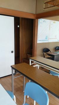 教室出口です。密にならないよう入り口とは別になります。<br />
