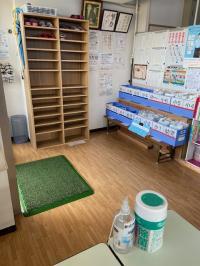 教室玄関です。<br />
明るくきれいです。