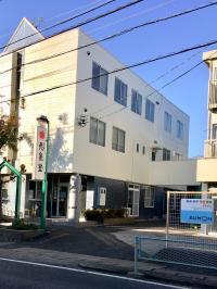公文式井郷教室は、こちらの建物の３階です