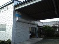 くもんの看板が目印です。