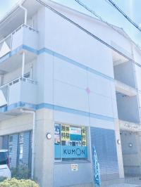 教室は新栄交差点すぐそば！教室の前に駐車場もあります。