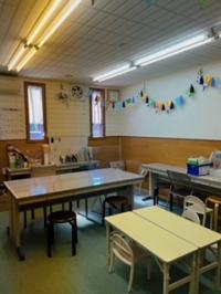 教室２です。お迎え待ち、幼児さん専用、または自習室として使用します。