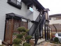 この階段より教室に入ります