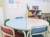 小さなお子さまの身体に合ったスペースです。ベビーくもんもここで行っております。