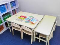 教室では、小さなお子さまも安心して学習していただけます。