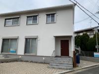 JR小倉駅南陵町側出口より南西方面に徒歩4分です。駐輪スペース有