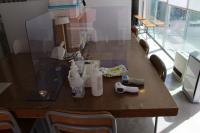 検温、消毒、換気を常時行っております