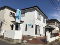 日当たりのいい、教室専用の一軒家です。<br />
お車で来られる方はご相談ください。