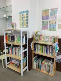 絵本もたくさんそろっています。