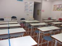 幼児は先生といっしょに<br />
学習します。