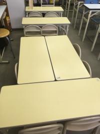 小さなお子様用の席も用意してあります。