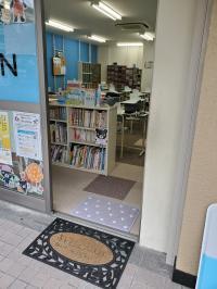 入り口には段差はありませんので、お子さまも安心して入ってきてくださいね☆