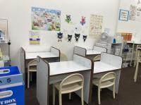 幼児さんは、ひとりひとり体にあった机で学習し、自立を促していきます！